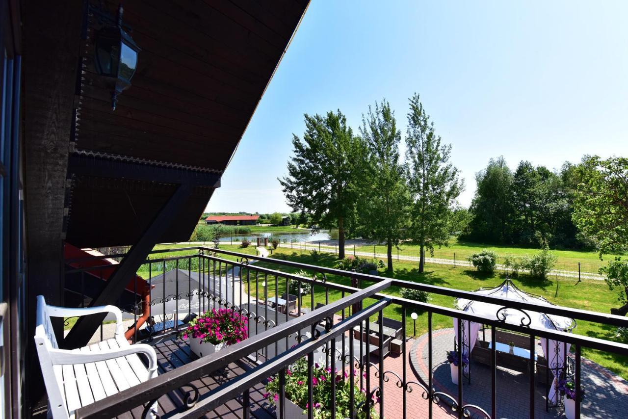 Rusne Villa Ngoại thất bức ảnh