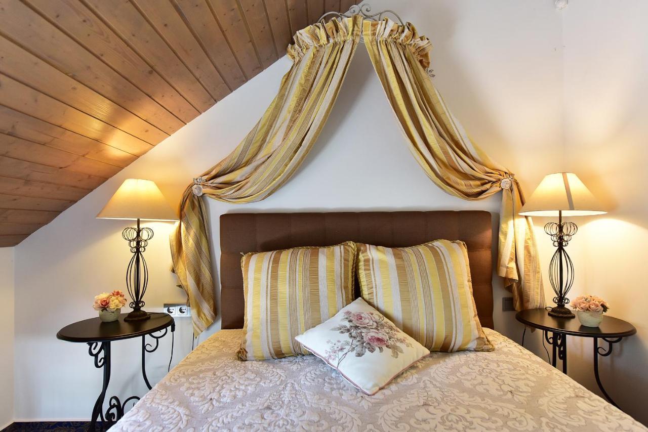 Rusne Villa Ngoại thất bức ảnh
